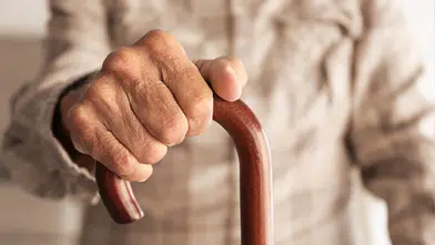 70 yaş üstü emeklilerin emekli maaşları artırılacak