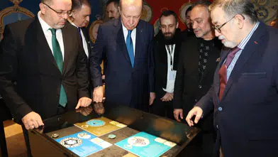 Cumhurbaşkanı Erdoğan, Eşsiz Cep Saatleri Sergisini Ziyaret Etti