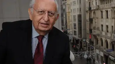 Türk Siyasi Arenasının Önemli İsimlerinden Hüsamettin Cindoruk Hayatını Kaybetti