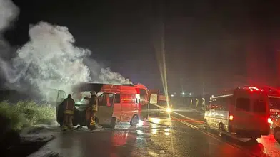 Türkoğlu-Ceceli Yolunda Kaza: Servis Alev Aldı