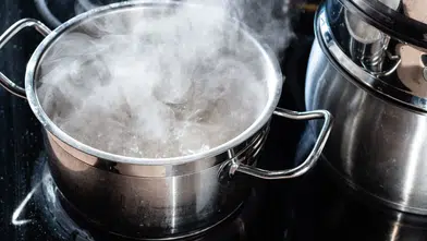 Mutfakta yıllarca kullanılacak çelik tencereyi seçmenin püf noktaları