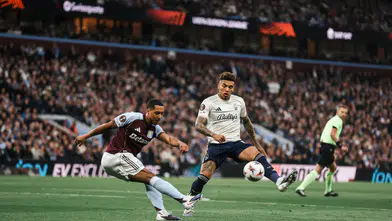 Aston Villa Final Kapısını Aralıyor: 1 - 0
