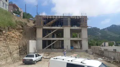 Kahramanmaraş'ta İnşaattan Düşen İşçi Ağır Yaralandı