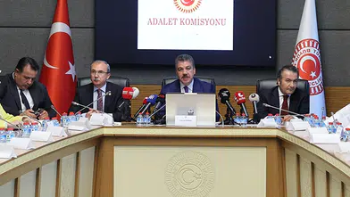 12. Yargı Paketi için Meclis'te mesai başladı... 12. Yargı Paketi Adalet Komisyonu'nda