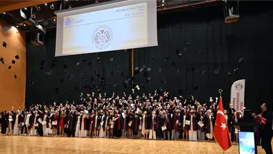 KSÜ Tıp Fakültesi 23. Dönem Mezunlarını Hekimliğe Uğurladı