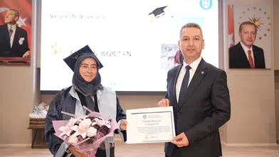 KSÜ Rektörü Okumuş, İstiklal Üniversitesi Mezuniyetinde