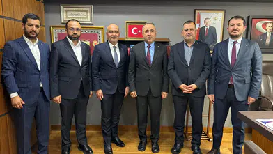 Vekil Karatutlu AK Parti Teşkilatını Meclis’te Ağırladı