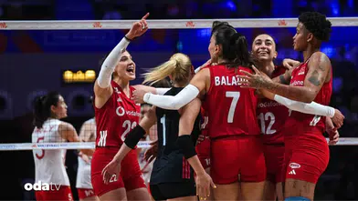 Filenin Sultanları Tarih Yazdı! Brezilya'yı Devirip VNL Şampiyonu Oldu