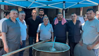 Sanayi Sitesinde Aşure İkramı Yoğun İlgi Gördü