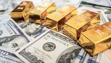 Altın Gerilerken Dolar Nereye Gidiyor? 5 Bankadan Dolar/TL Tahmini