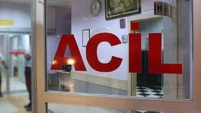 Zeytinburnu açıklarında gemide zehirlenme paniği! 4 kişi hastanede