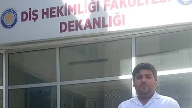 Üniversite harcı için inşaatlarda çalışan Suriyeli geleceğin diş hekimi destek bekliyor