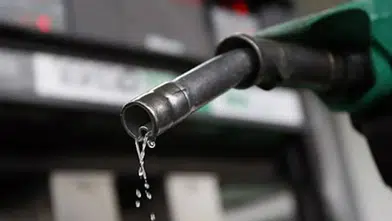 Akaryakıtta Tarihi Eşik Aşıldı: Litre Fiyatı 102 Lirayı Aştı!