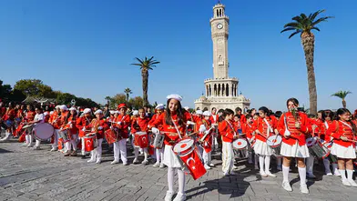 Cumhuriyet coşkusu bando gösterileriyle meydanlara taşındı
