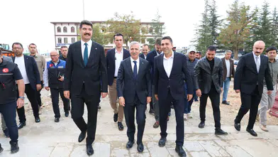 Vali Ünlüer’den Nurhak hizmet binasında inceleme