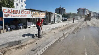 Elbistan’da Hacı Esat Efendi Caddesi’nde temizlik