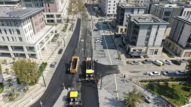Hükümet Bulvarı’nda sıcak asfalt serimine başlandı