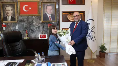 Dulkadiroğlu Belediyesi’nde Başkanlık Görevi Ecrin Nisanur Aşgan’a Devredildi