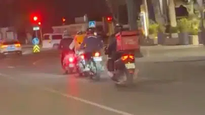 Trafikte Kovalamaca: 4 Motosikletçi Kuralları Hiçe Saydı