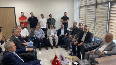 AK Parti Heyeti İstiklalspor'un Yeni Yönetimini Ziyaret Etti