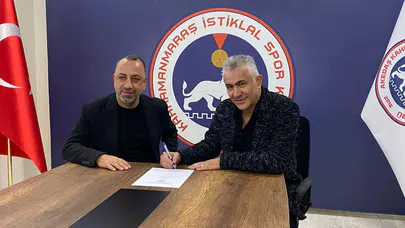 İstiklalspor’da Mehmet Altıparmak resmen imza attı