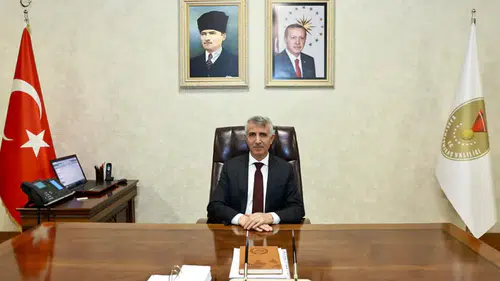 Vali Ünlüer’in 12 Mart İstiklal Marşı’nın Kabulü Mesajı