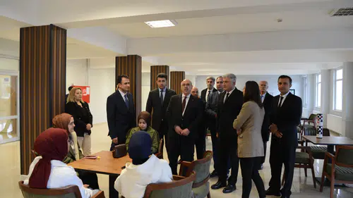 KSÜ Rektörü Ak İftar Programında Akademik Birimleri Denetledi