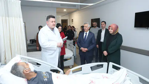 Vali Ünlüer Devlet Hastanesi'nde sağlık hizmetlerini inceledi