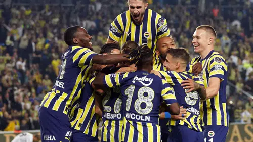Fenerbahçe, Gaziantep FK’yi 4-1 Yenerek Farkı Açtı