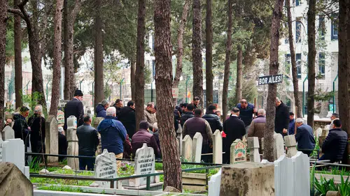 Kuyumcular Odası Başkanı Öz’ün Annesi Son Yolculuğuna Uğurlandı