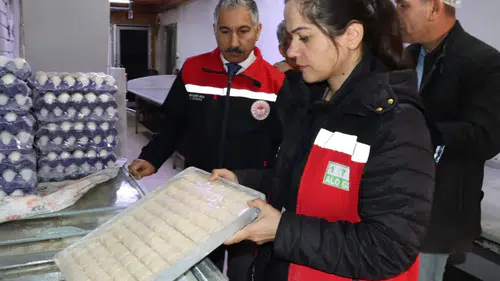 Kahramanmaraş'ta Bayram Öncesi Tatlıya Sıkı Denetim Geldi