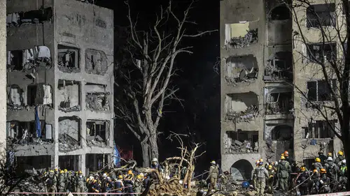 İran'ın saldırıları İsrail'de yıkım: 200'den fazla ölü