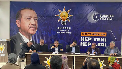 Türkoğlu'nda AK Parti Teşkilat Buluşması