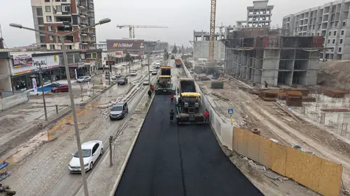 Dulkadiroğlu’nda Vezir Hoca ve Fetih Bulvarı’nda asfalt çalışması sürüyor