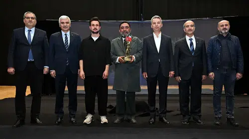 KSÜ’de Sahne Alan Oyun İzleyiciyi Derince Etkiledi