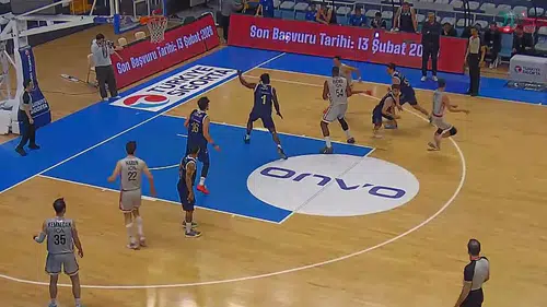 Kipaş İstiklal Üçüncü Çeyrekte 20 Fark Attı