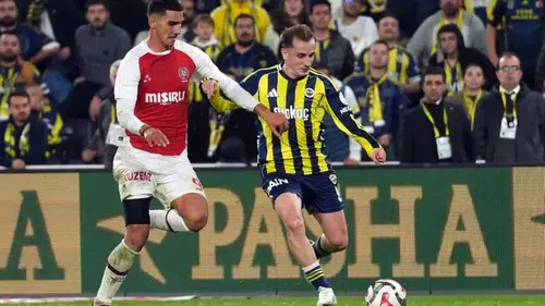 Fenerbahçe'ye İlk Yarıda Şok