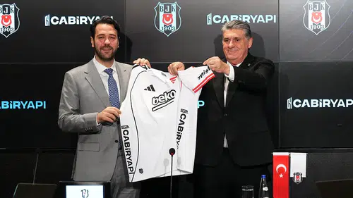 Beşiktaş ile Cabir Yapı Arasında Sponsorluk Yenilendi