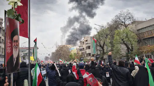 İran’da Kudüs Günü Yürüyüşü Saldırıların Gölgesinde Yapıldı