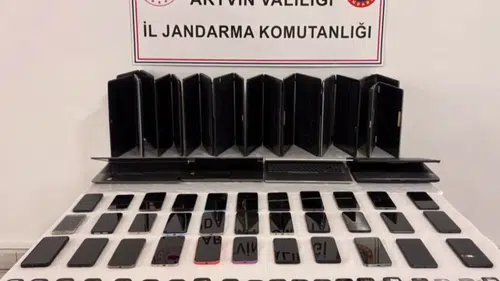 Dört İl'de Yapılan Operasyonda Organize Suç Çetesi için 35 Kişi Gözaltına Alındı