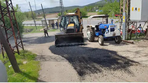 Güzelyurt Mahallesi’nde Asfalt Çalışmaları Sürüyor