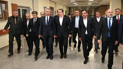 Memur-Sen Genel Başkanı Ali Yalçın, KSÜ Tıp Fakültesi Hastanesi'nde Tedavi Gören Yaralılara Moral Ziyareti Gerçekleştirdi