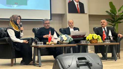 KİÜ’de Şiir Ve Edebiyat Söyleşisi Yoğun İlgi Gördü