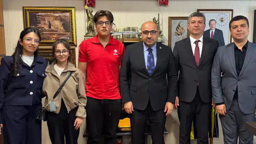 Kahramanmaraşlı TÜBİTAK Bölge Birincileri Vekil Şahin'le Buluştu!