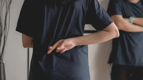 Uzmanlar Uyardı: Çocuklar Sözlere Değil, Davranışlara Odaklanıyor!