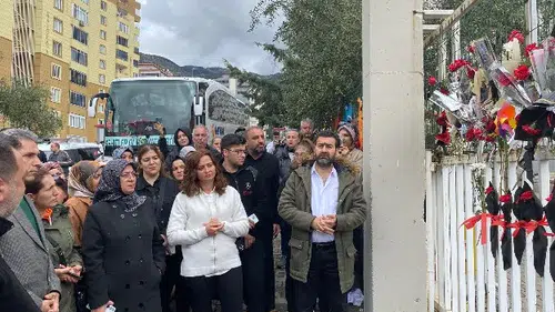 İstanbul’dan Gönüllüler Kahramanmaraş’a Akın Etti