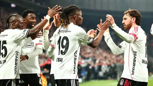 Beşiktaş, Türkiye Kupası'nda Yarı Finale Yükseldi! (Beşiktaş 3-0 Alanyaspor)