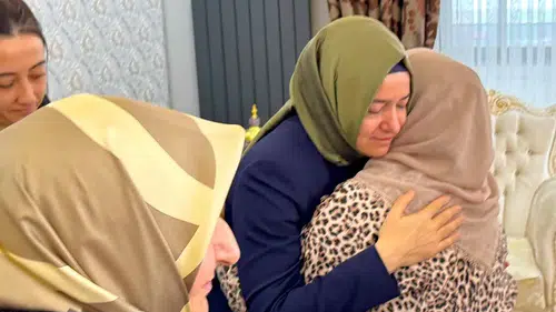 Betül Sayan Kaya’dan Kahramanmaraş’ta Taziye Ziyareti