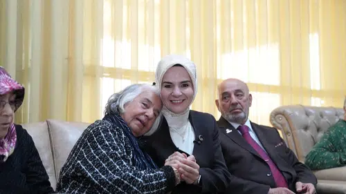 Aile Bakanı Göktaş, Bayramda Aileleri Ziyaret Etti!