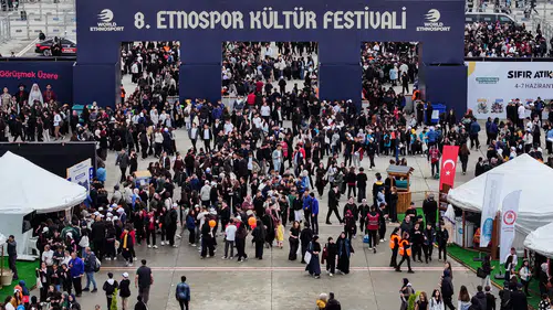 Büyükşehir, Etnospor Kültür Festivali'nde Şehrin Zenginliklerini Katılımcılarla Paylaşıyor